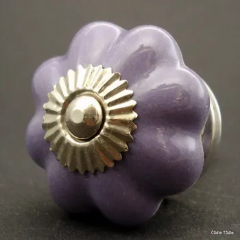 Nábytkové kování Nábytková úchytka fialová 4,2 cm - knopka