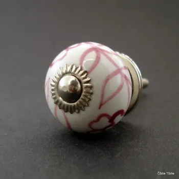 Nábytkové kování Nábytková úchytka bílá s kresbou 3 cm - knopka