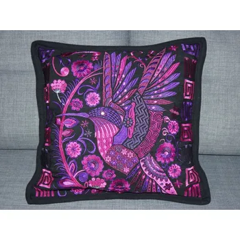 Dekorativní polštářek Polštář vyšívaný (kolibřík, černý II, 48x48 cm)