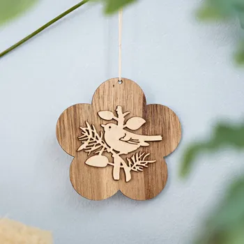 Dřevěná dekorace „Květina“ průměr 9 cm