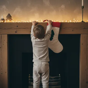 Vánoční dekorace LIEWOOD Vánoční ponožka Basil - Holiday / Sandy