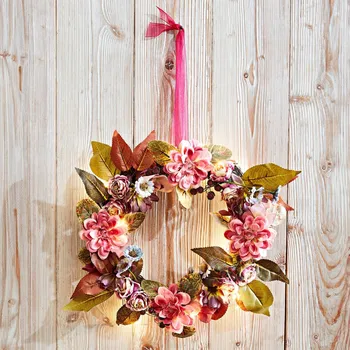 Věnec Ratanový věnec