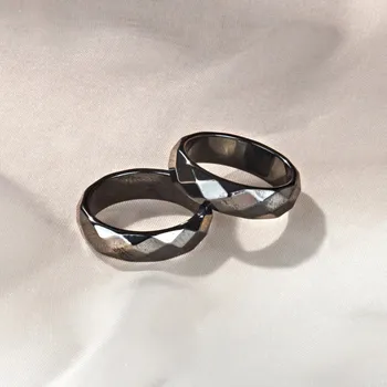 Prsten Prsten s hematitem vel.8 (18mm)