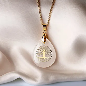 Náhrdelník 3Pagen Náhrdelník Strom života, horský křišťál Délka řetízku 45 cm + 5 cm prodloužení. Amulet 30 x 25 mm