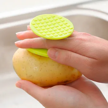 Kuchyňská škrabka Oboustranná škrabka na brambory zelená