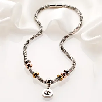 Náhrdelník Náhrdelník délka 50 cm.