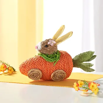 Velikonoční dekorace Zajíc s mrkvovým autem