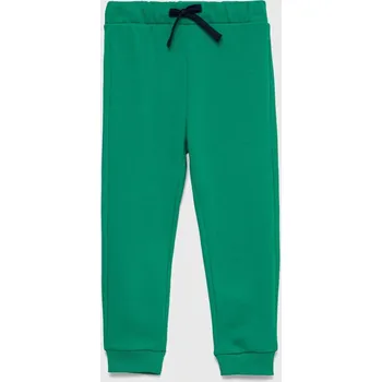 Chlapecké kalhoty Dětské bavlněné tepláky United Colors of Benetton černá barva 3J70GF010.P.NOS 77X, vel. 104