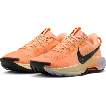 Dámská běžecká obuv Dámské běžecké boty Nike PEGASUS TRAIL 5 W oranžové DV3865-800 - EUR 41 | UK 7 | US 9,5