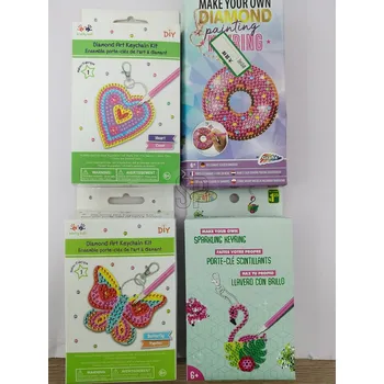 Diamantové malování zuty Diamantové malování - Přívěsek (4 různé motivy)