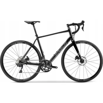 Silniční kolo Silniční kolo Fuji SPORTIF 1.1 DISC, rám 56 cm, kola 28", černé, ZÁRUKA