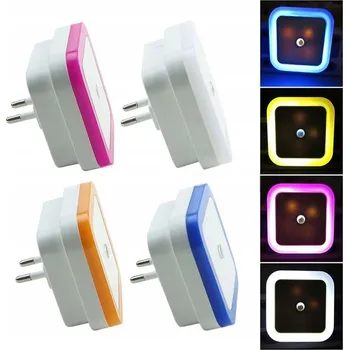 Lampička Noční lampa LED do zásuvky se soumrakovým senzorem mini 230V