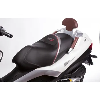 Motodíl SHAD komfortní sedlo SHV0M2329 černo-zelené, šedo-červené švy PIAGGIO MP3 250/400/500 2009-13