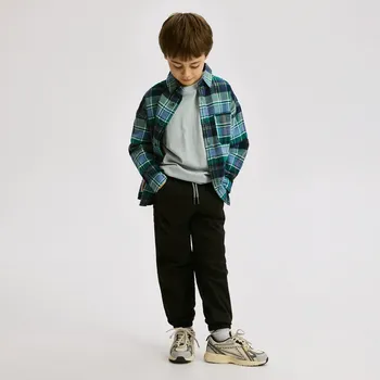 Chlapecké kalhoty Reserved - Pružné joggery - černý - 609FM-99X - 609FM-99X-146