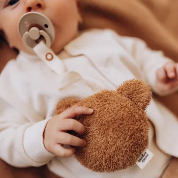 klip na dudlíky WOOLY ORGANIC Držák na dudlík Medvídek Caramel Brown