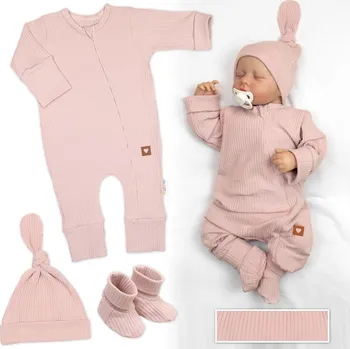 Kojenecká souprava Baby Nellys Rostoucí žebrovaný overálek, čepička a botičky, 3D, Nature - pudrově růžová Velikost: 74/80 (9-12m)