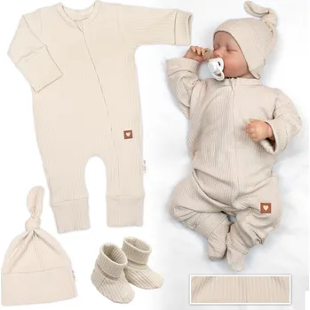 Kojenecká souprava Baby Nellys Rostoucí žebrovaný overálek, čepička a botičky, 3D, Nature - sv. béžová Velikost: 50/56 (0-2m)