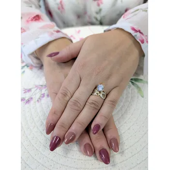 Prsten Zlatý dámský prsten dvojitý zdobený nekonečnem Velikost prstenu: 54, Váha: 3,01, Ryzost: 14kt (585/1000)