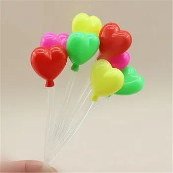 Jedlá dekorace na dort Zápich – barevná srdíčka