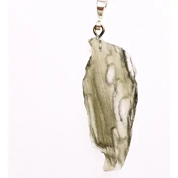 Přívěsek Magieprirody.cz Přívěsek Vltavín 1.9 g 33 x 14 mm šlupna chirurgická ocel #V85