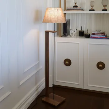 Stojací lampa Dřevěná stojací lampa AYD-3128