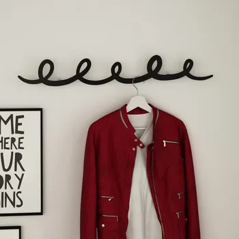 Věšák Kovový háček na zeď Sing