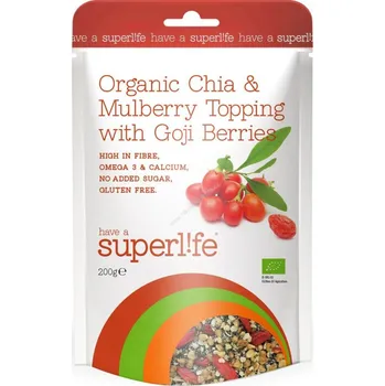Sušená potravina Kombinace 4 superpotravin pro vyváženou a zdravou snídani či svačinu. Mix obsahuje chia semínka, kousky moruše, konopná semínka a bobule goji (kustovnice čínská).