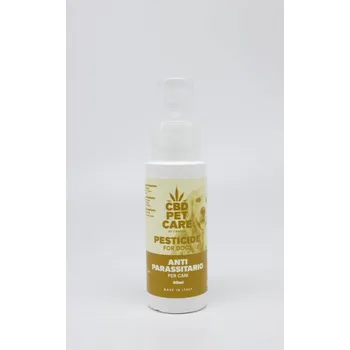 Obleček pro psa Antiparazitikum pro psy je 100% produkt vyrobený v Itálii, který chrání před klíšťaty, blechy a hmyzem, které mohou psa poškodit. Vyrábí se beze stop vazelíny, barviv, parabenů a THC.