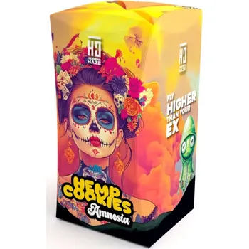 Lahodné sušenky s ovocem, čokoládou (51 % kakaa) a výživnými semínky. Bez palmového oleje, elegantní balení, bohatá chuť i textura.