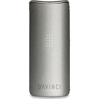 vaporizér DaVinci MIQRO je čtvrtým modelem vaporizéru od inovativní společnosti DaVinci, který je perfektním přírůstkem k jejich odkazu ve vytváření ryzí příchutě. Tento model nabízí veškeré výhody svého předchůdce, modelu DaVinci IQ, a to v menším provedení. Při s