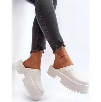 Dámské žabky Dámské pantofle na platformě Big Star - bílá Velikost: 41