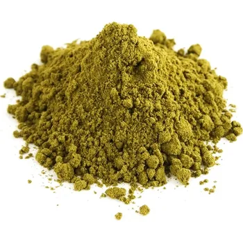 Protein Konopná mouka s vysokým obsahem proteinu, vážená po 10 kilogramech.