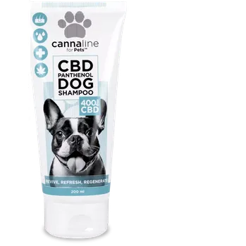 Kosmetika pro psa Cannaline CBD Panthenol Dog Shampoo je šampon pro psy, který zajišťuje zdravou, lesklou srst a chrání pokožku. Obsahuje CBD pro regeneraci a panthenol pro hydrataci a ochranu. Šetrně čistí i citlivou pokožku, ideální pro dospělé psy i štěňata. Po každém p