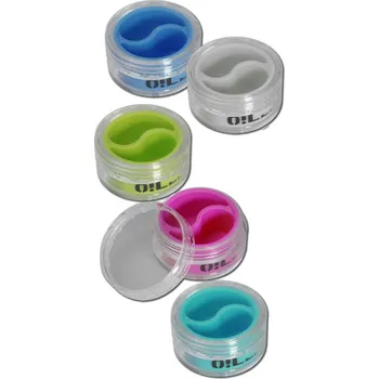 Dóza na potraviny Nádoba z tvrdé skořápky 'Oil Black Leaf' s 2-komorovou vyjímatelnou vložkou z potravinářského silikonu v různých barvách pro skladování a ochranu lepivých extraktů.