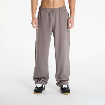 Tepláky Nike Solo Swoosh Men's Fleece Open-Hem Pants Cave Stone/ Cave Stone/ White XXL