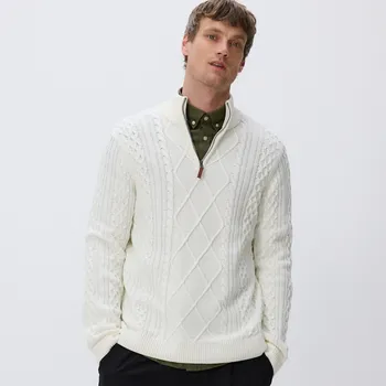 Pánský svetr Reserved - Rolák pletený v copánkovém vzoru - krémová - 944GC-01X - 944GC-01X-XXL