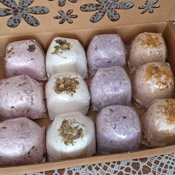 bomba do koupele SPA dárková kazeta 12ks voňavých šumivek