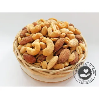 Chráněná dílna Třebíčsko Směs slaných oříšků 250 g