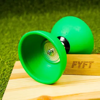 Jojo CYCLONE CLASSIC Diabolo (JuggleDream) - střední žonglovací diabolo Barva: Zelená