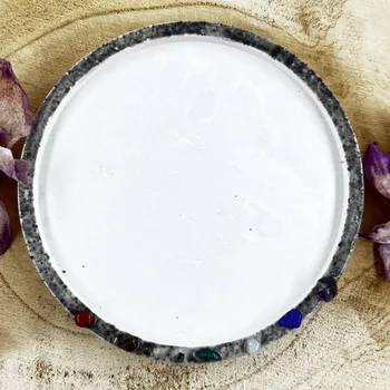 Svícen Magická podložka pod svíčku – celočakrová