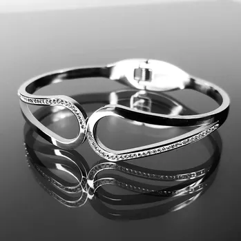 Náramek Ocelový náramek zabalený v dárkové krabičce č. 1110