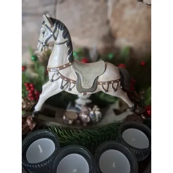 Vánoční svícen SimplyGift Adventní svícen s houpacím koník Clayre Eef