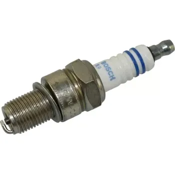 Autoelektrika Zapalovací svíčka KAWASAKI - MOTO GUZZI - SUZUKI - YAMAHA - BOSCH (BMW 12121338141 BOSCH W240RT21 W4CC PIAGGIO 2350575 241779 SUZUKI 0948200091)
