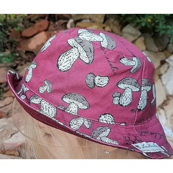 Klobouk Klobouk "Hříbky" - vínová Obvod: 62