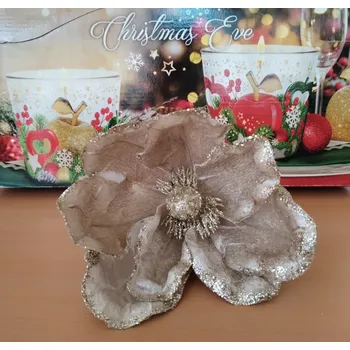 Vánoční dekorace Vánoční hvězda umělý květ champagne MK1136