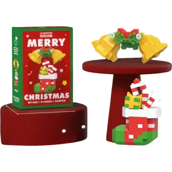 ostatní stavebnice Vánoční stavebnice Punčocha s dárky a zvonky 4,0 x 2,2 x 4,7 cm 245 ks Mikro kostky Plastový model Vánoční dekorace