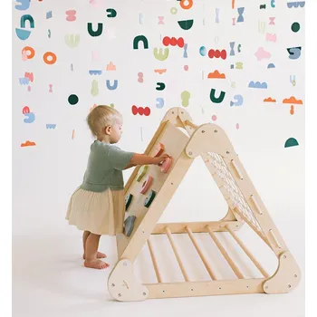 Dětské hřiště Ďetský lezecký montessori trojúhelník 3 v 1 s lezeckou stěnou a sítí