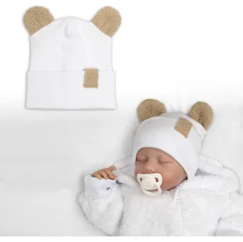 Kojenecké oblečení Baby Nellys Dvouvrstvá žebrovaná čepička s oušky boucle medvídek - bílá Velikost: 68/74 (6-9m)