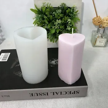 Forma na pečení Silikonová forma na výrobu svíček - sloup srdce