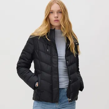 Dámský kabát Reserved - Prošívaná bunda s kapucí - černý - TS847-99X - TS847-99X-XL